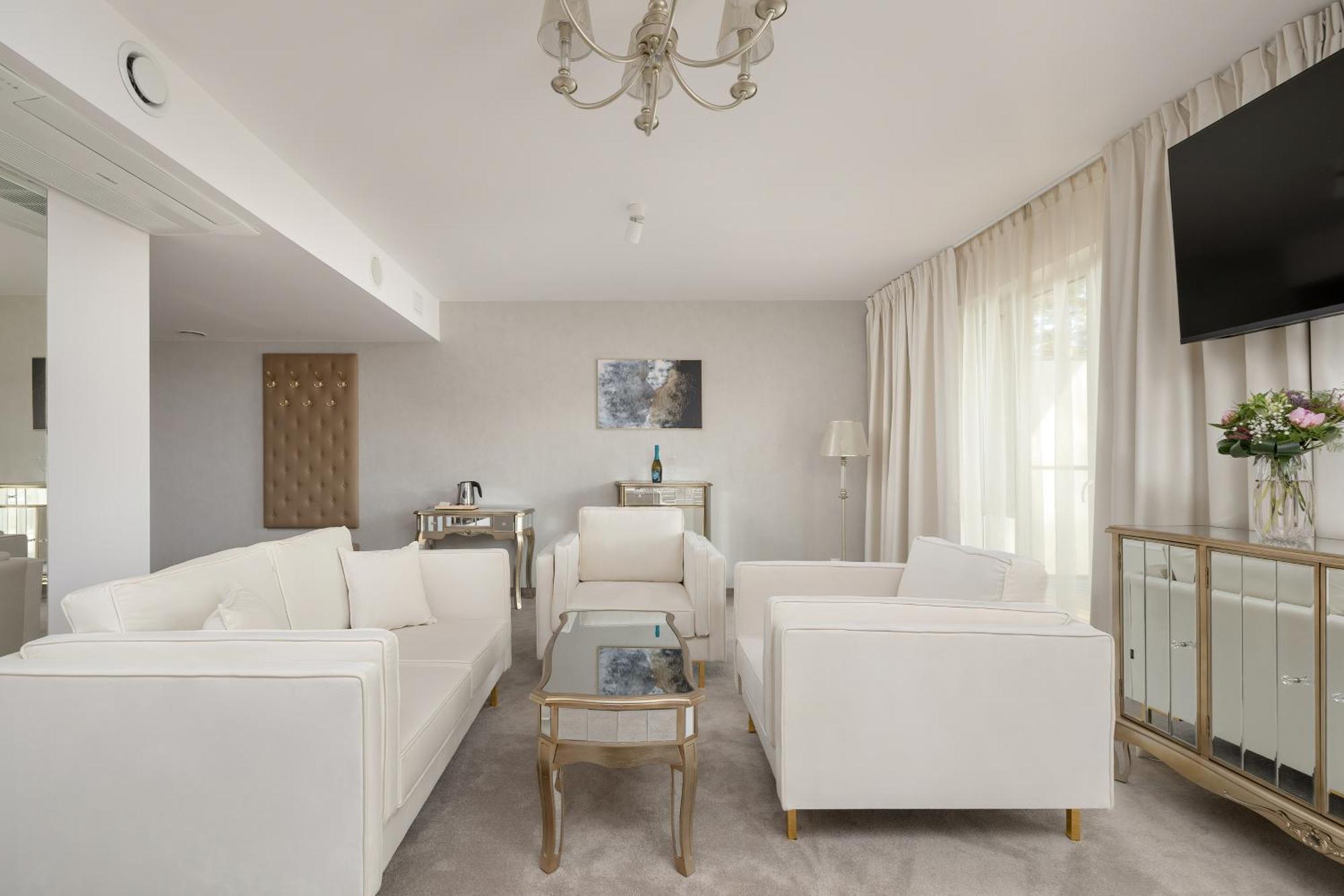Juvena Hotel Wellness & Spa Adults Only مينزفوجة المظهر الخارجي الصورة