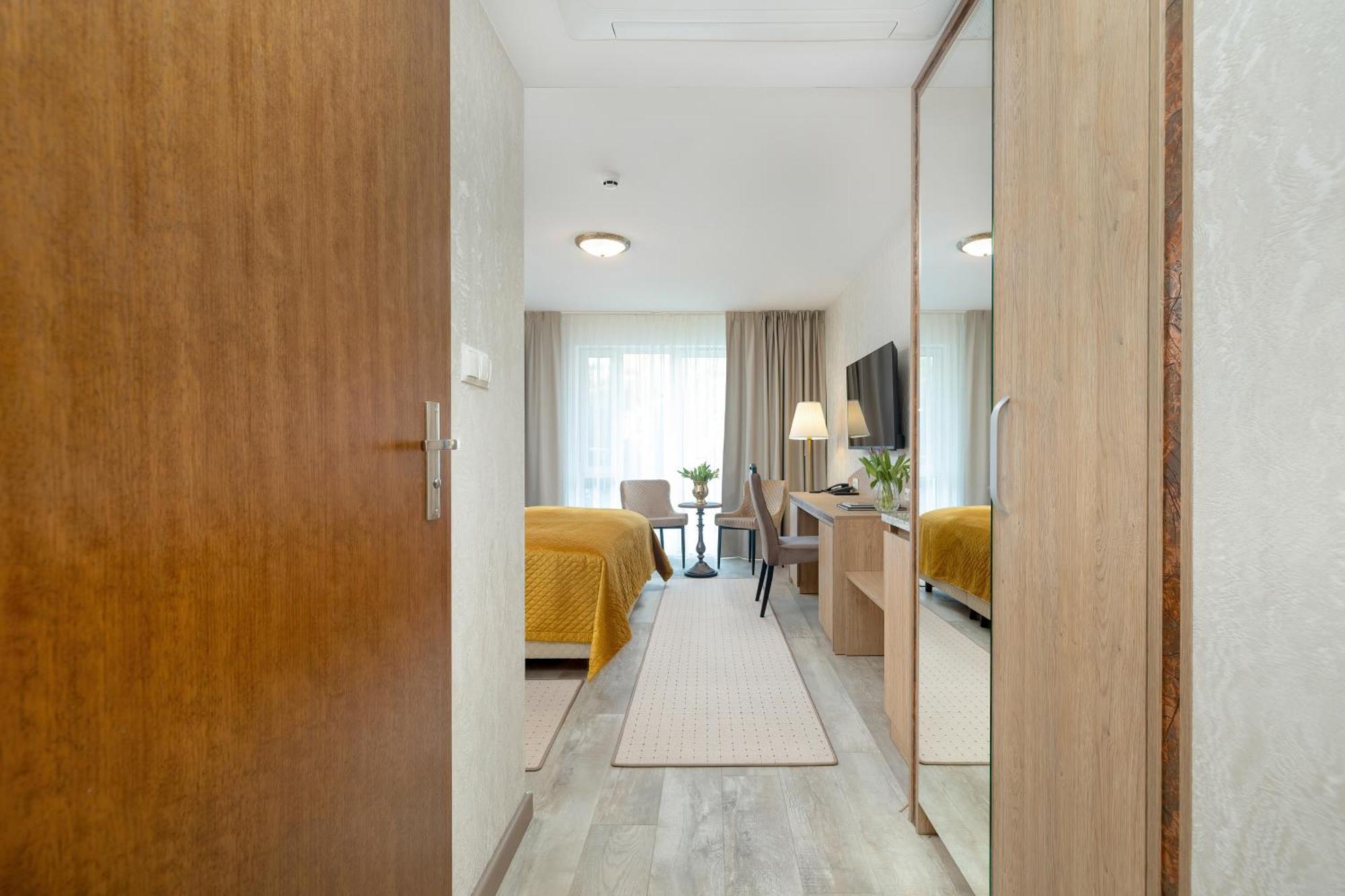 Juvena Hotel Wellness & Spa Adults Only مينزفوجة المظهر الخارجي الصورة